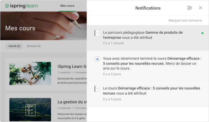 Notifications automatisées de la plateforme d'onboarding iSpring Learn